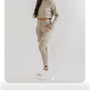 Alphalete Infinity Cargo Jogger